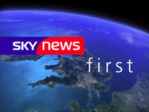 Sky News First 標誌顯示在從太空看到的夜間地球景觀上。 — 天空景觀 壁紙