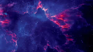 帶有粉紅和藍色雲朵以及發光星星的宇宙星雲。