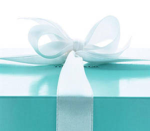 Tiffany & Co. 白色蝴蝶結禮物盒