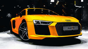 亮橙色奧迪R8跑車在車展上展出。