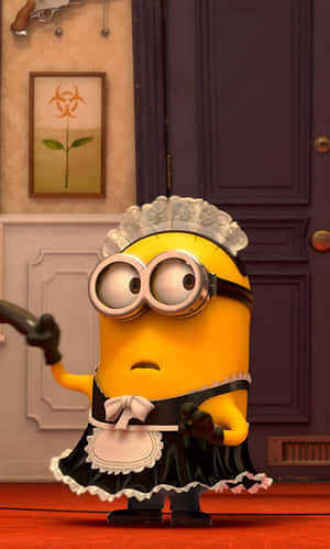 黃色Minion穿女僕裝持槍