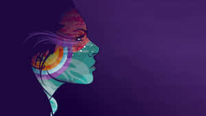 一個女性側面，頭部內有宇宙圖案，背景為紫色。