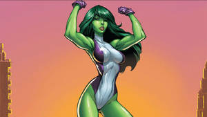She-Hulk在日落城市背景下展示肌肉。 — 漫威超級英雄 壁紙