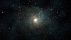 在星空中帶有明亮核心和藍綠色塵埃雲的螺旋星系