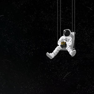 太空人在太空中的鞦韆上，手持盆栽，背景是星空。