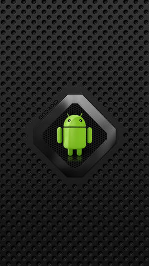 綠色Android機械人在六角形框架內，背景為黑色穿孔。