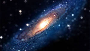 具有發光核心和藍色塵埃雲的螺旋星系。