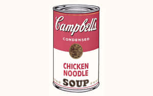 Campbell's 雞肉麵湯罐以普普藝術風格呈現，紅、白、金色設計。