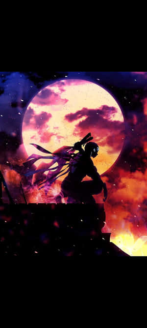 動漫戰士剪影，背景是火紅月亮和夜間發光的餘燼。 — 鬼滅之刃 壁紙