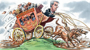 一輛 Wells Fargo 驛馬車裝滿包裹，被馬匹拉過泥濘。