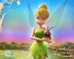 Tinker Bell 在色彩繽紛的暮色花園場景中手持一隻小昆蟲。 — 可愛情侶 GIF 壁紙