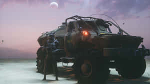 士兵持武器站在裝甲車旁，身處外星沙漠，暮色時分。