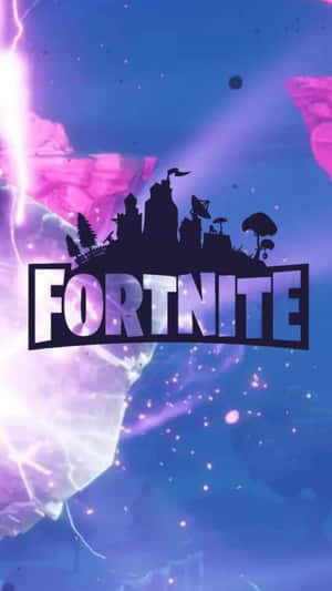 Fortnite 標誌在宇宙紫色藍色背景上發光，有浮島和閃電。