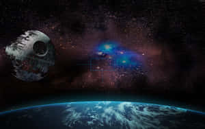 死星懸浮在地球上空，太空中有色彩繽紛的星雲。 — 星際大戰 壁紙
