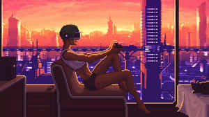 戴著VR頭戴式顯示器的人坐在椅子上放鬆，欣賞夕陽下的霓虹城市。