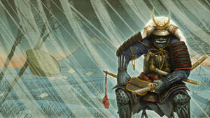 身穿精細盔甲的武士戰士，在暴風雨的山景中坐著。