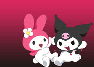 My Melody 和 Kuromi 卡通角色在粉紅色漸變背景上一起微笑。