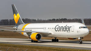 Condor Thomas Cook波音767-300飛機在機場