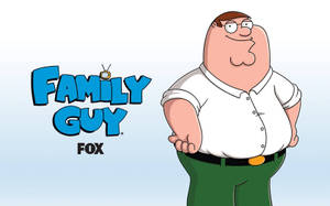 《蓋酷家庭》嘅 Peter Griffin 卡通，着白色恤衫同綠色褲。