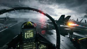 夜間暴風雨中航空母艦甲板上的戰鬥機駕駛艙視角。 — 4K 遊戲 壁紙