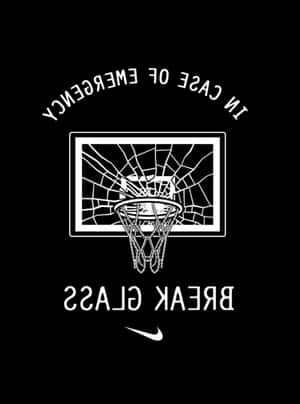 緊急破玻璃標誌，帶有籃球框和破裂背板及Nike標誌。