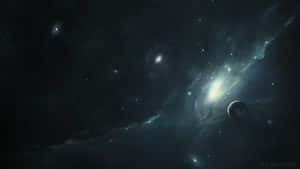 一個發光的螺旋星系和星雲，太空中有一顆黑暗行星。