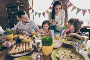 家庭在家中以食物和裝飾慶祝復活節。