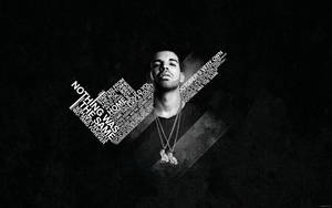 Drake 的肖像，文字藝術在他的頭部周圍形成鑽石形狀。
