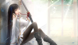 穿著白色傳統服飾的動漫女孩在明亮的窗邊手持武士刀。 — 可愛動漫女仔 壁紙