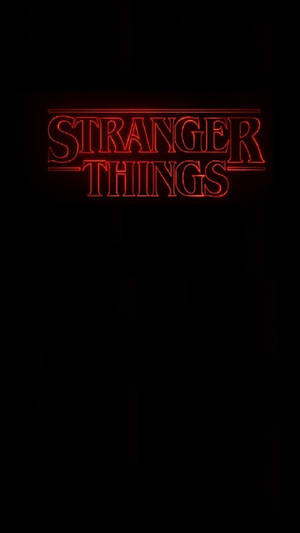 黑色背景上嘅紅色霓虹燈 Stranger Things 標誌