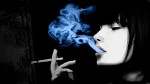 在黑暗單色肖像中，女性吸煙並吐出發光的藍色煙霧。 — 煙霧動畫 壁紙