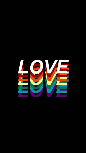 粗體彩虹色「LOVE」字樣在黑色背景上層疊重複。