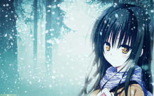 深色頭髮和金色眼睛的動漫女孩，在雪森林中。 — 可憐動漫 壁紙
