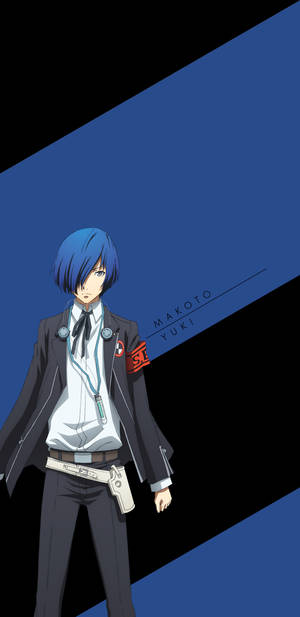 動漫角色 Makoto Yuki 身穿制服，手持槍支，背景為藍色和黑色。