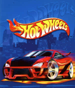 紅色Hot Wheels汽車在標誌下帶著火焰疾馳，背景是城市天際線。