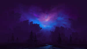 夜晚森林小徑上空的發光極光，帶有紫色和藍色的雲。 — 夜晚 GIF 壁紙