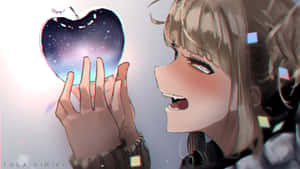 動漫女孩手持一個內部有星空的發光蘋果，表情驚嘆。
