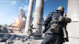 士兵在廢墟的石柱中戰鬥，背景有爆炸。 — 戰地風雲4 壁紙
