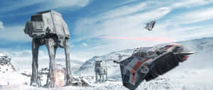 AT-AT步行機和雪地飛船在雪星球上戰鬥。
