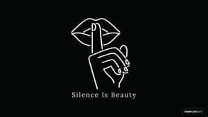 一隻手指放在嘴唇上的手，象徵沉默，帶有文字 Silence Is Beauty。
