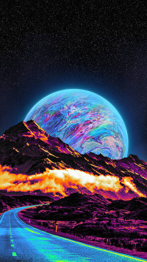 夜間發光行星下的山脈中的霓虹道路