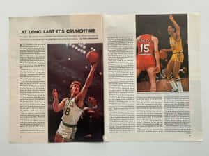 復古NBA雜誌頁面，附有籃球運動員照片和「Street 15」文字。