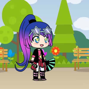 藍紫色頭髮、戴著星星眼鏡的Q版動漫女孩，在一個有長椅和花朵的公園裡。