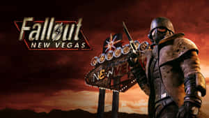 Fallout New Vegas 角色在黃昏時分，在一個破損的歡迎標誌附近手持槍械。