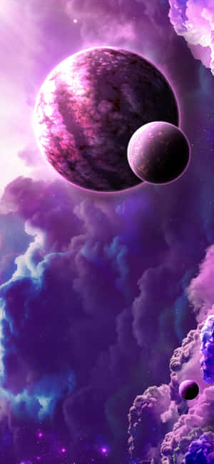 兩顆發光的行星在充滿恆星和宇宙雲的彩色星雲中漂流。