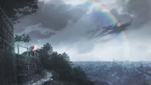 撐紅傘的人站在石頭觀景台上，看著彩虹橫跨雨中的城市。