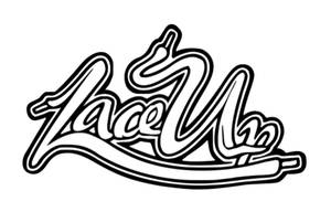 白色背景上，帶有運動鞋鞋帶設計的黑色輪廓「Lace Up」文字標誌