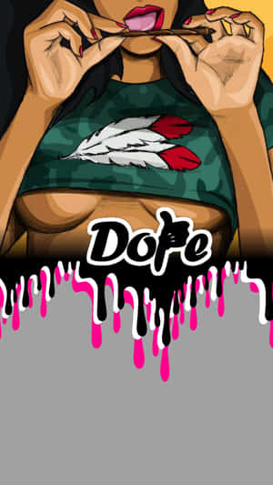 一位女性拿著帶有羽毛圖案和滴落粉紅色及黑色文字「Dope」的小雪茄。