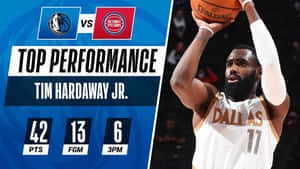 Tim Hardaway Jr. 身穿達拉斯獨行俠球衣投籃，附有比賽統計覆蓋層。