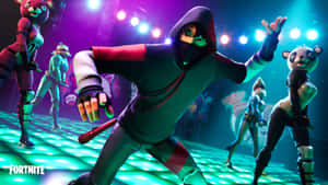 Fortnite角色在彩色燈光下在舞台上跳舞。